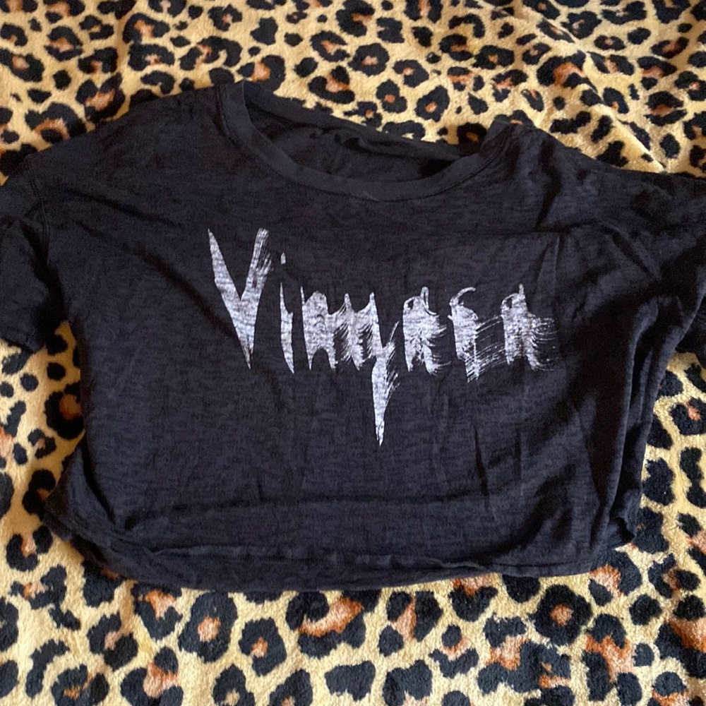 Cute tee medium